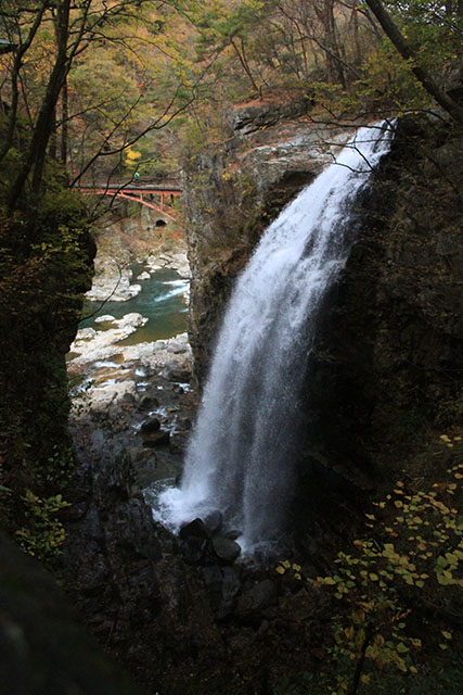 虹見の滝
