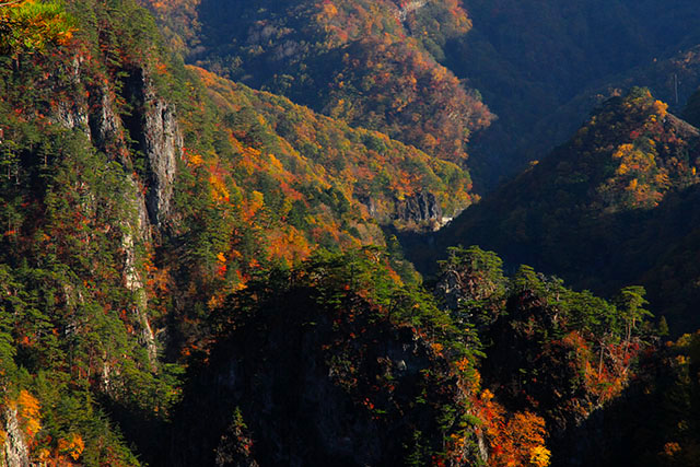 瀬戸合峡の山々