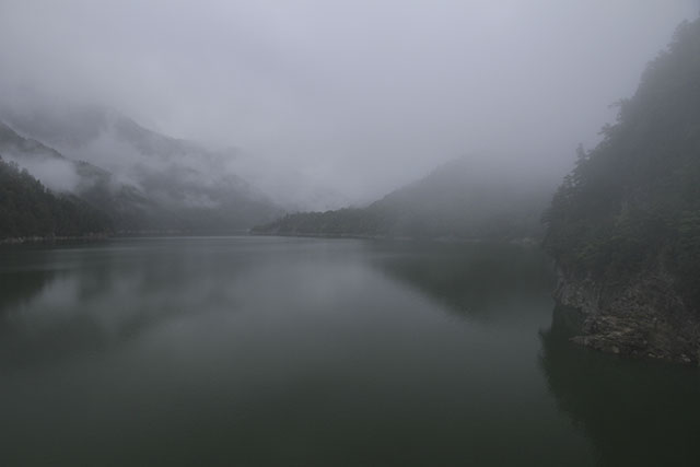 黒部湖